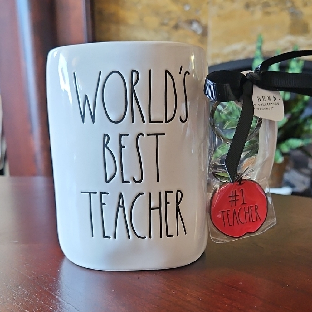 NWT, Rae Dunn 'World's Best Teacher' Mug with Red Apple Key Chain